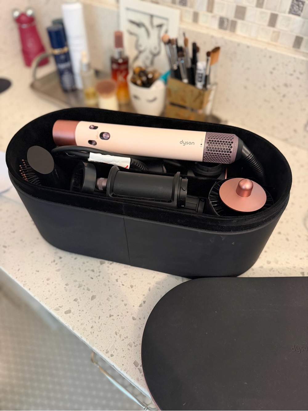 Dyson Airwrap i.d airwrap for straight smooth hair styling
